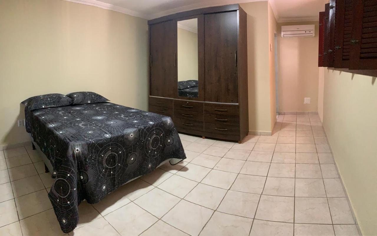 Casa Ampla Com Piscina E Churrasqueira Сasa de vacaciones Natal