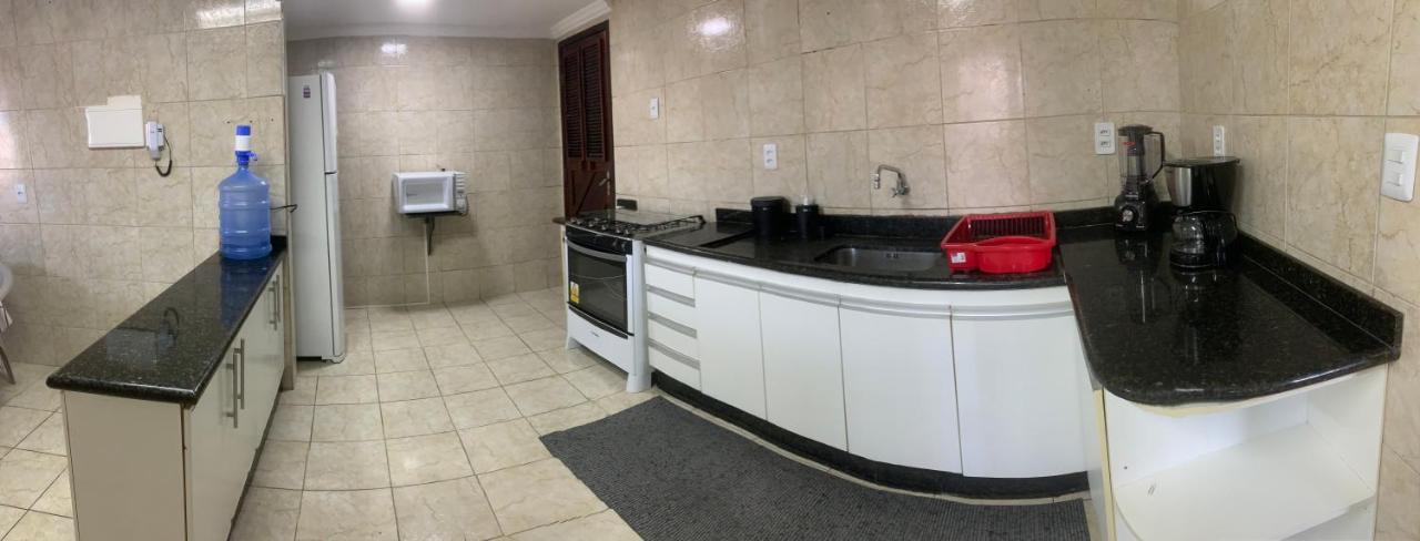 Casa Ampla Com Piscina E Churrasqueira Сasa de vacaciones *