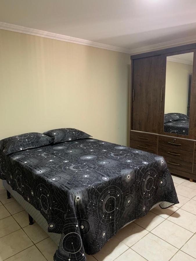 Casa Ampla Com Piscina E Churrasqueira Holiday home